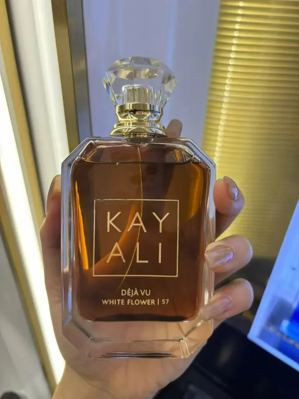 Kayali Unisex Long-Lasting Fresh Floral Fruity Scent Natural and Invigorating Eau De Parfum 100ml Choose From 12 Unique Scents
