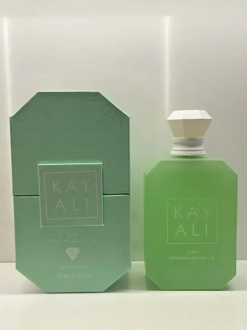Kayali Unisex Long-Lasting Fresh Floral Fruity Scent Natural and Invigorating Eau De Parfum 100ml Choose From 12 Unique Scents